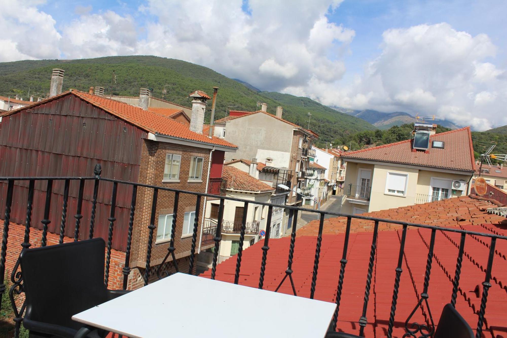 Atico Aires De Gredos Apartment Candeleda Exterior photo